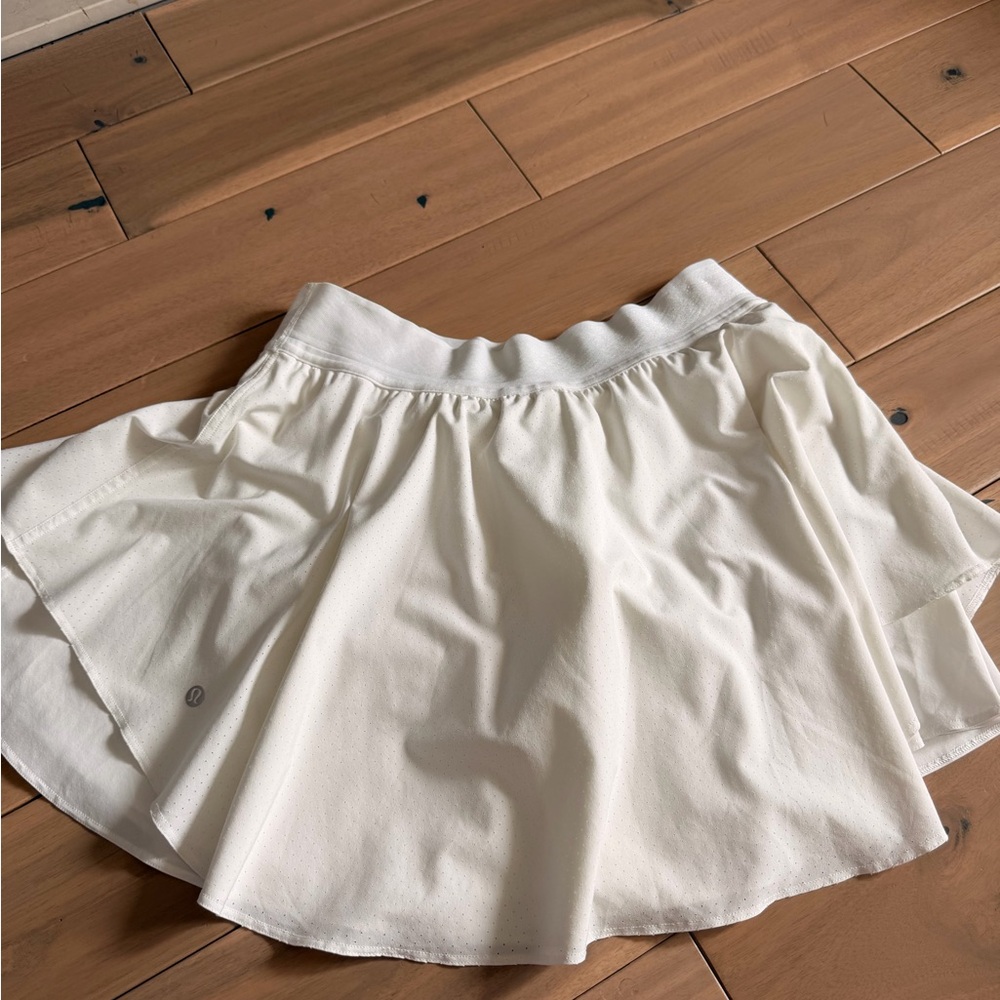 Lulu lemon fringe skirt size 8